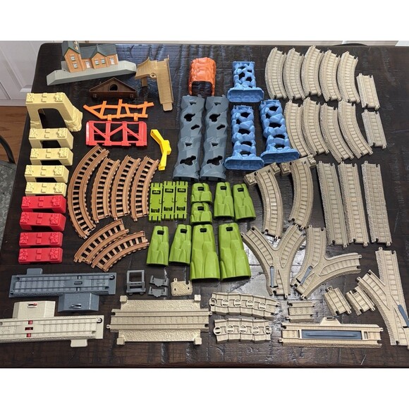 Thomas & Friends Trackmaster Train Track Lot of 80 Bridge Supports Switches More - Picture 1 of 10
